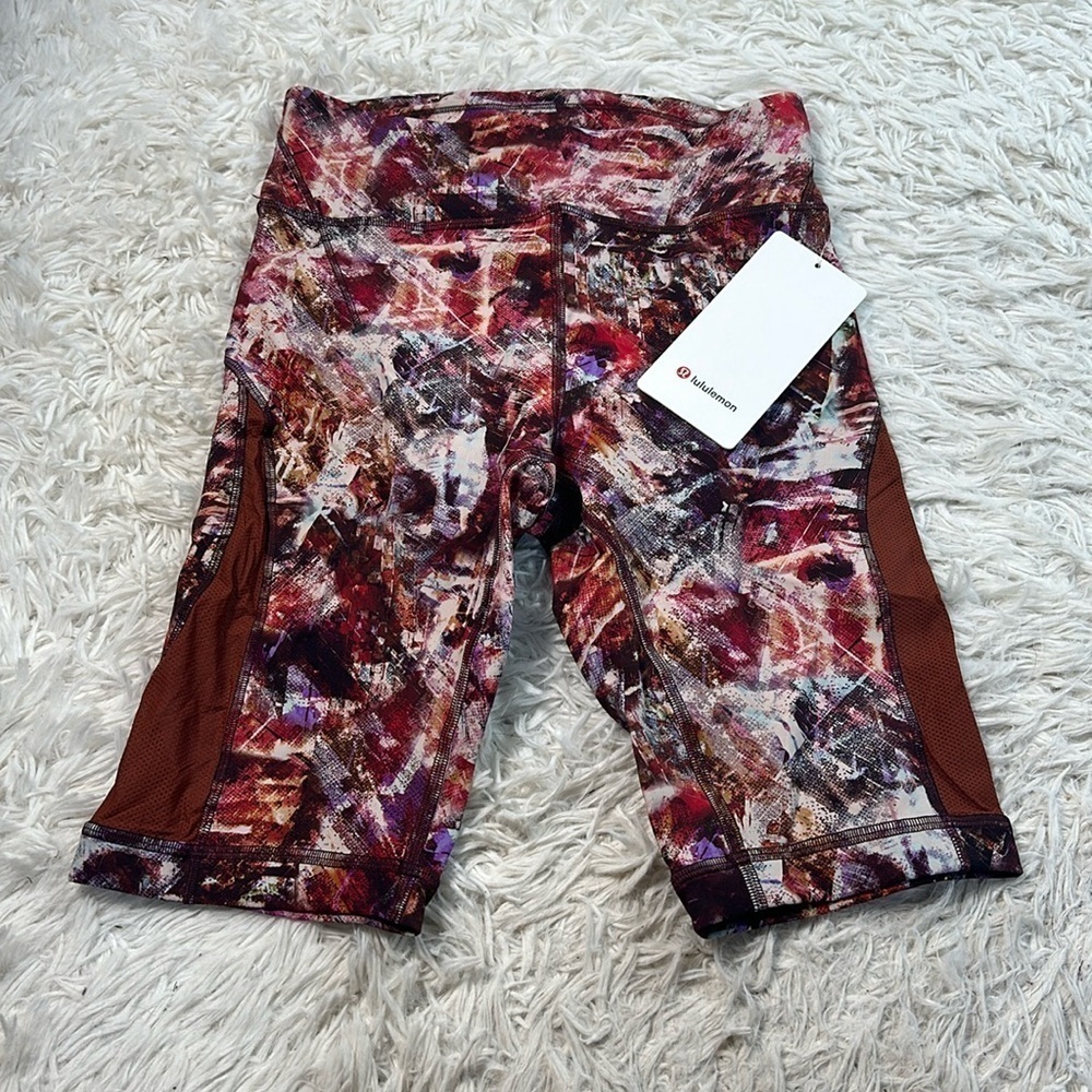 NWT Lululemon Everlux and Mesh High-Rise Short 10" Urbantricity Multi